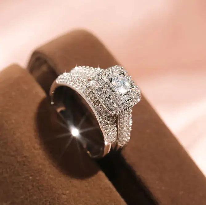 Luxury Engagement Ring