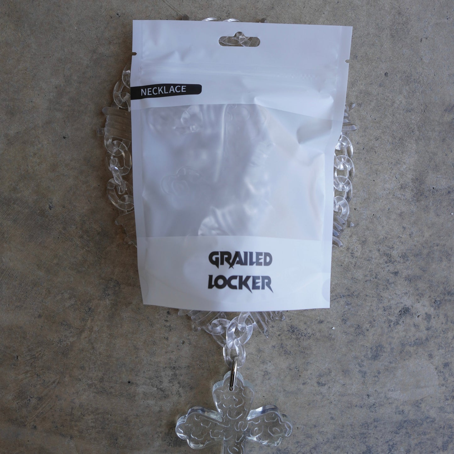Cross Link Barbed Necklace