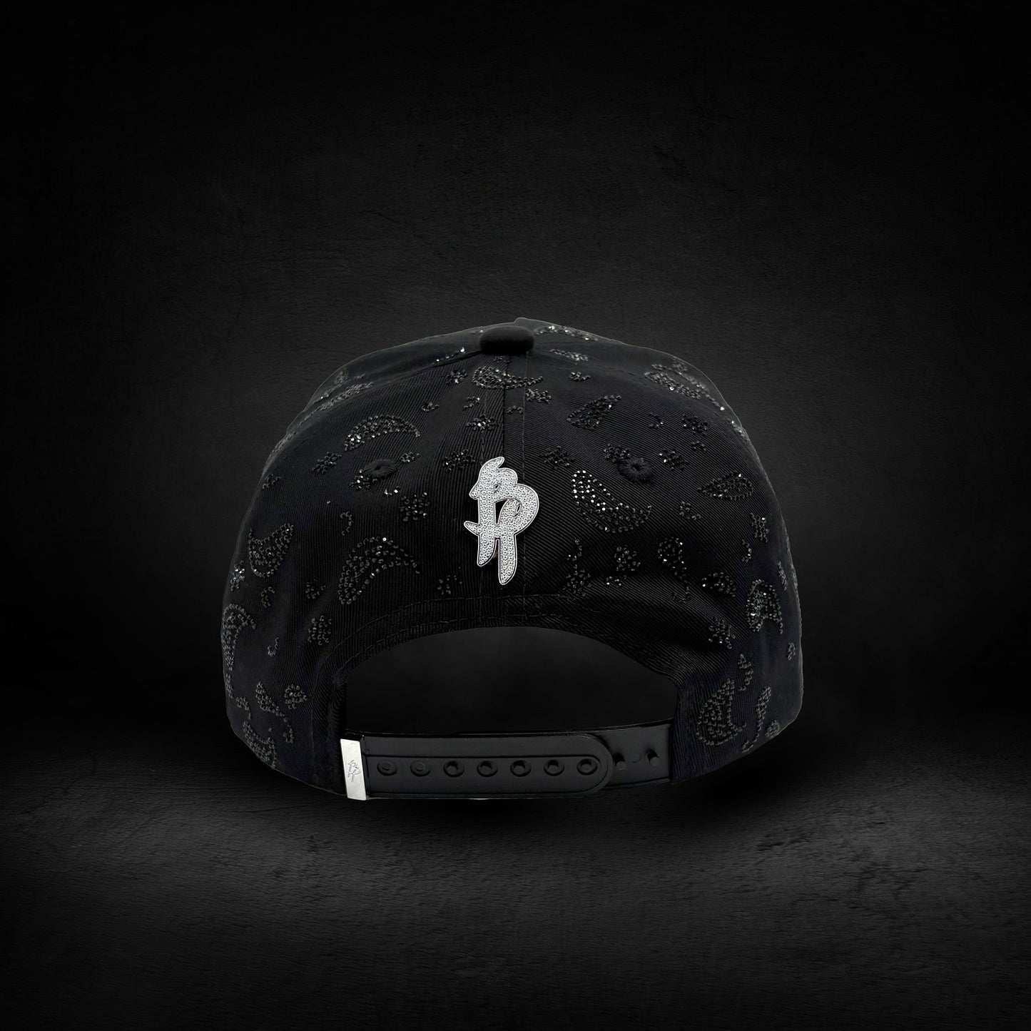Y2K AM X BLACKED OUT