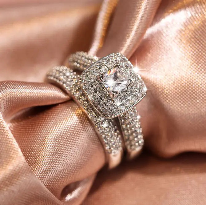 Luxury Engagement Ring